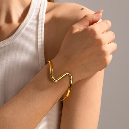 LuxeCuffs Bracelet